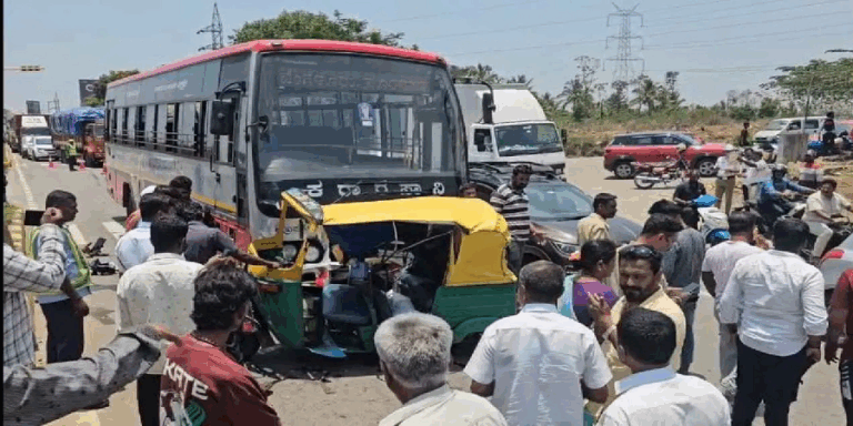 KSRTC ಬಸ್-ಆಟೋ ನಡುವೆ ಭೀಕರ ಅಪಘಾತ; ಒಂದೇ ಕುಟುಂಬದ ಇಬ್ಬರು ಸಾ*ವು, ನಾಲ್ವರಿಗೆ ಗಾಯ