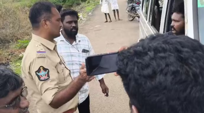 ಬಾಳೆಹಣ್ಣಿನ ಆಮಿಷವೊಡ್ಡಿ 3 ವರ್ಷದ ಬಾಲಕಿ ಮೇಲೆ ಅತ್ಯಾಚಾರವೆಸಗಿ ಕೊ*ಲೆ