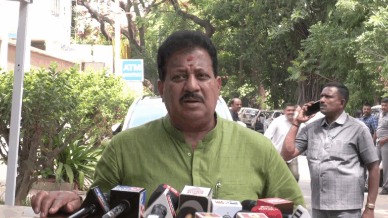 ಕರಾವಳಿ ಉಗ್ರರಿಗೆ ಆಶ್ರಯ ಕೊಟ್ಟಿದೆ, ಸುಹಾಸ್​ ಹತ್ಯೆಯಲ್ಲಿ ವಿದೇಶಿಗರ ಕೈವಾಡವಿದೆ: ಎಸ್​.ಆರ್​ ವಿಶ್ವನಾಥ್​