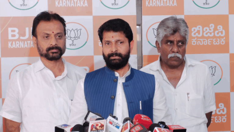 ಭಯೋತ್ಪಾದನೆಯ DNA ಕಿತ್ತು ಹಾಕಬೇಕು, ವೋಟ್​ಗಾಗಿ ಬ್ರದರ್ಸ ಅನ್ನಬಾರದು: ಸಿ,ಟಿ ರವಿ