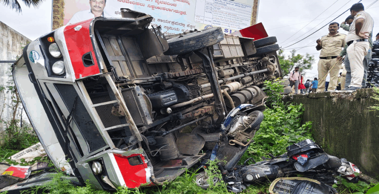 ಭೀಕರ ಅಪಘಾತ: KSRTC ಬಸ್ ಉರುಳಿ ಬಿದ್ದು ಸಬ್​ ಇನ್ಸ್​ಪೆಕ್ಟರ್​ ಸಾ*ವು, ಹಲವರಿಗೆ ಗಾಯ