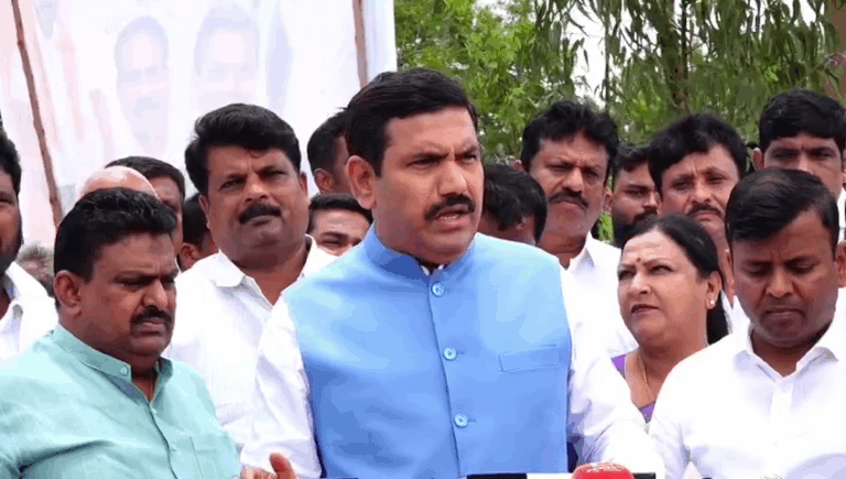 ಓಲೈಕೆ ಮಾಡಲು ಅಮಾಯಕ ಹಿಂದೂ ಕಾರ್ಯಕರ್ತರನ್ನ ಅರೆಸ್ಟ್​ ಮಾಡಿದ್ದಾರೆ; ಬಿ.ವೈ ವಿಜಯೇಂದ್ರ