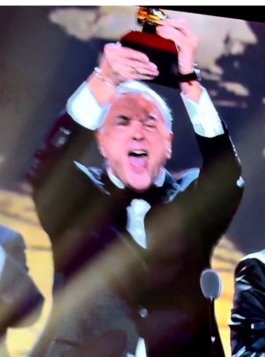 ವಿಶ್ವ ಸಂಗೀತ ತಾರೆಗಳ ಪರ್ಫಾರ್ಮೆನ್ಸ್